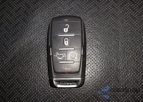 2024 Ram 1500 Laramie 4X4 5'7 Box z USA, uszkodzony, nr VIN 1C6SRFJT6RN111184